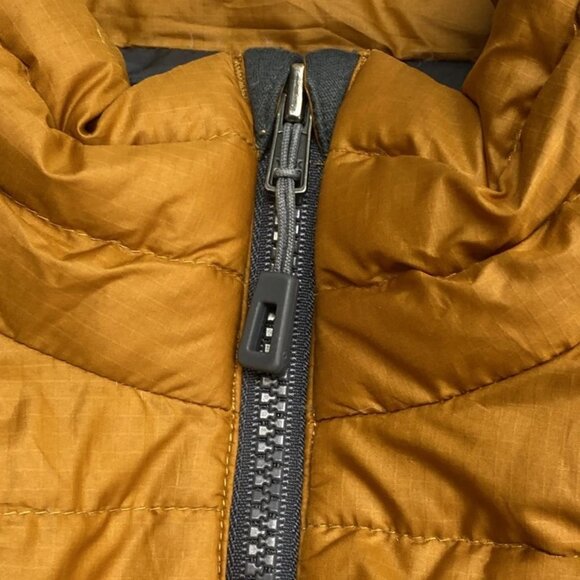 Patagonia Worn Wear Men’s Quilted Vest - Picture 5 of 11